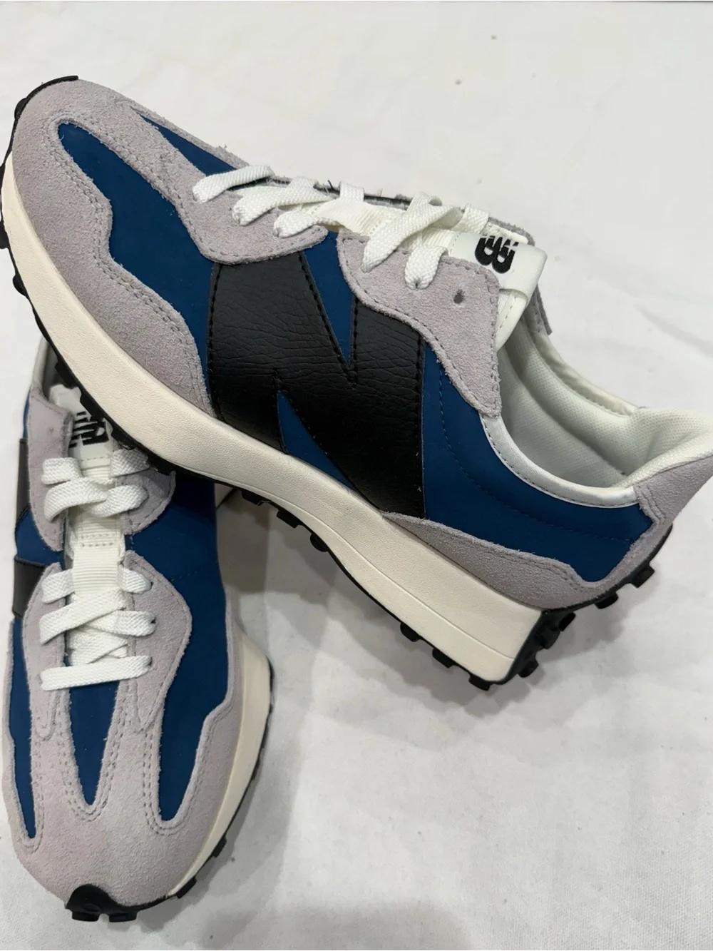 New Balance MS327LU1 Unisex Lifestyle Sneaker Blue/ Gray